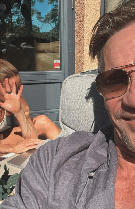 Karita Tykkä ja Sami Saikkonen yhteisessä Instagram-kuvassa